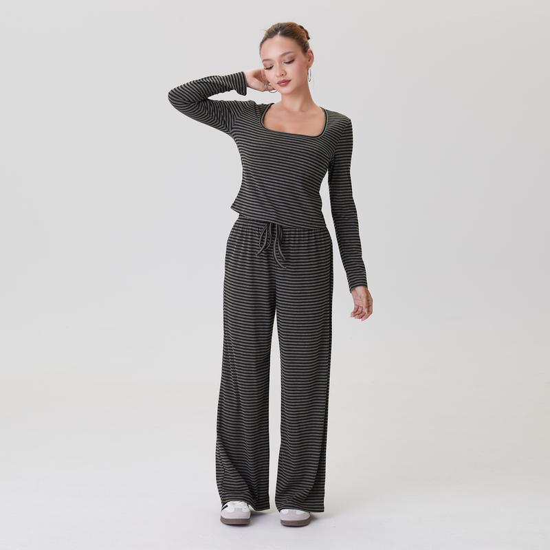 Long Sleeve Crop Top & Low-Rise Wide Leg Trousers